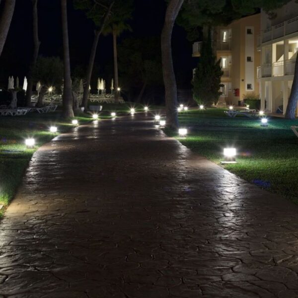 10W LED pastatomas lauko šviestuvas, baltas, 6400K, IP65 - Image 2