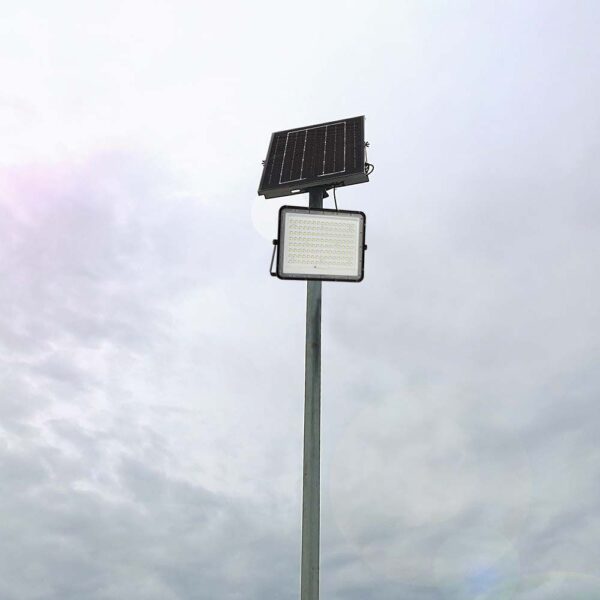 20W LED prožektorius su saulės baterija, juodas, 6400K - Image 3